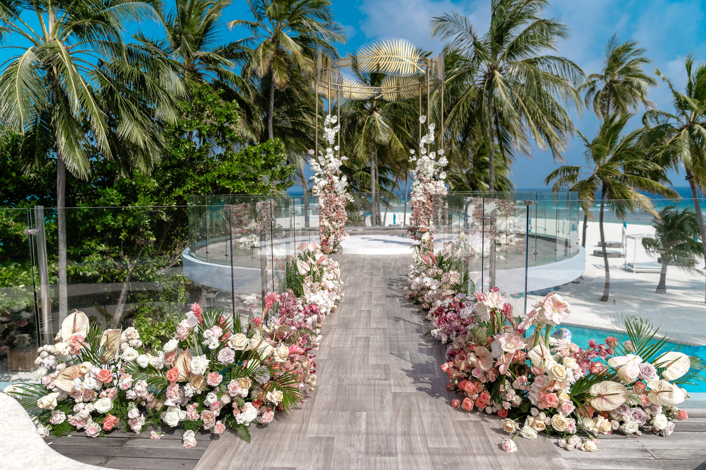 Dalee & Andrew — Finolhu Maldives — photo 9