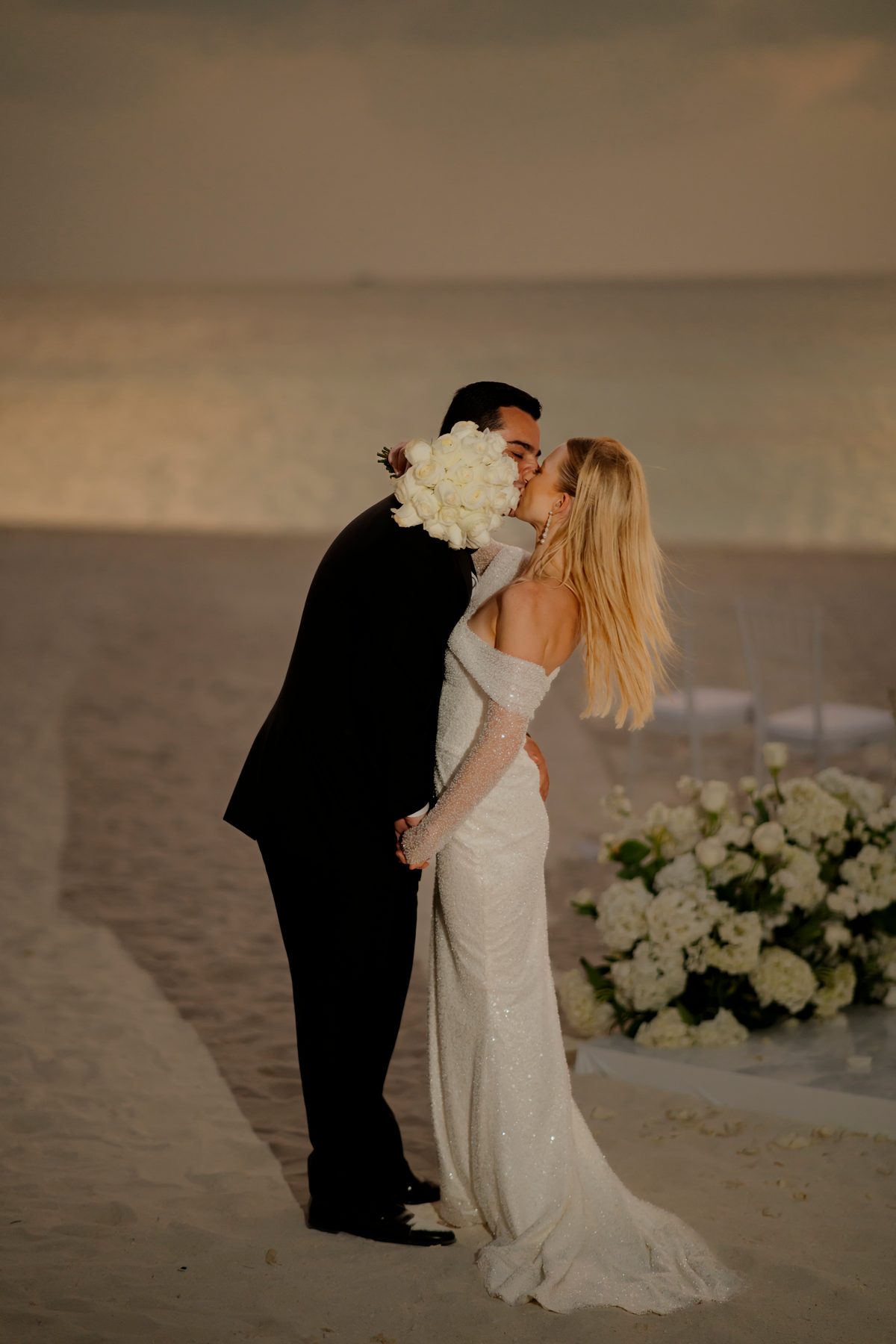 Jadine & Andrew — The Ritz-Carlton Maldives — photo 9